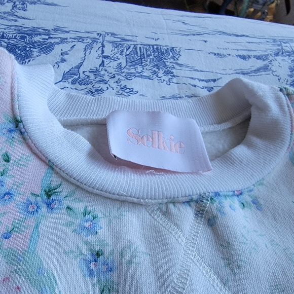 Selkie Pastel Floral Puff Sleeve Blouse XS - Picture 2 of 8